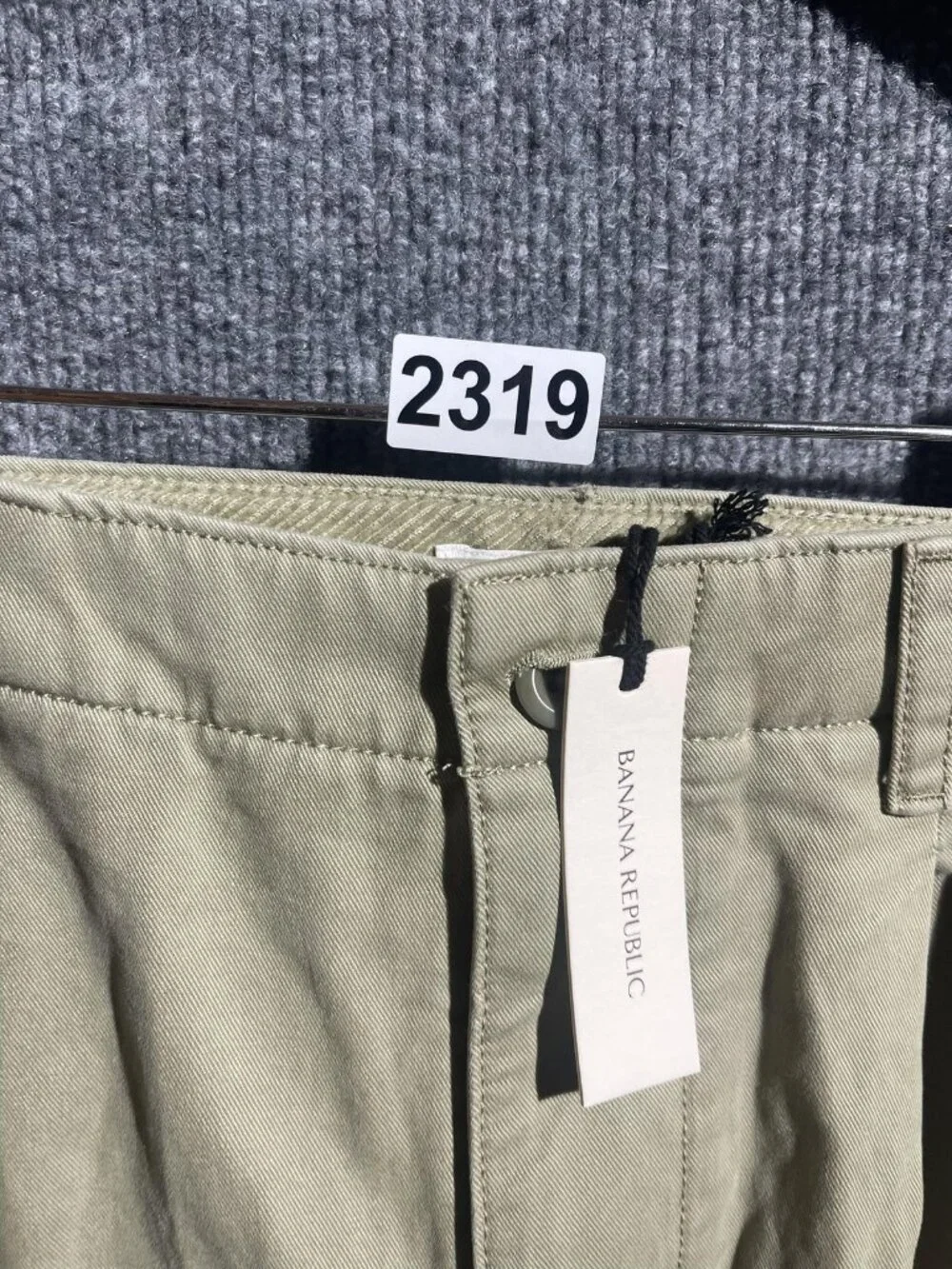 Banana Republic Martin Pants Mens 33x34 Beige Chino Flat Front Straight Leg